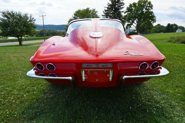 Chevrolet Corvette SLT Quad Cab 4x4 Sport ~ 4.7L V8 Coupe