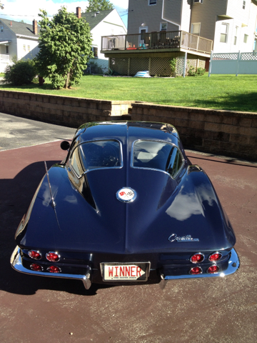 Chevrolet Corvette Loaded, Clean AS NEW, SAVE Thousand Coupe
