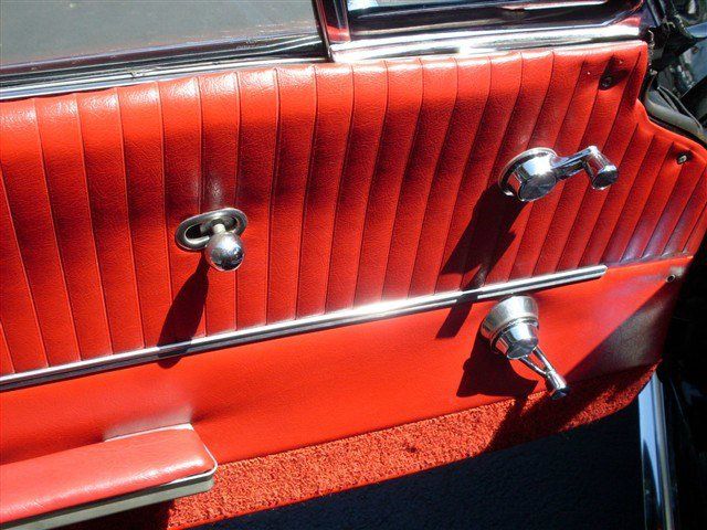 Chevrolet Corvette 1964 photo 1