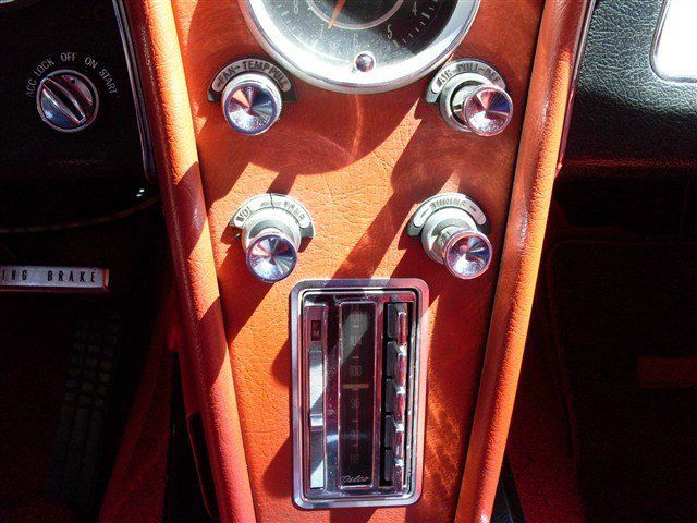 Chevrolet Corvette 1964 photo 3