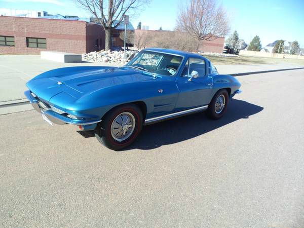 Chevrolet Corvette 1964 photo 1