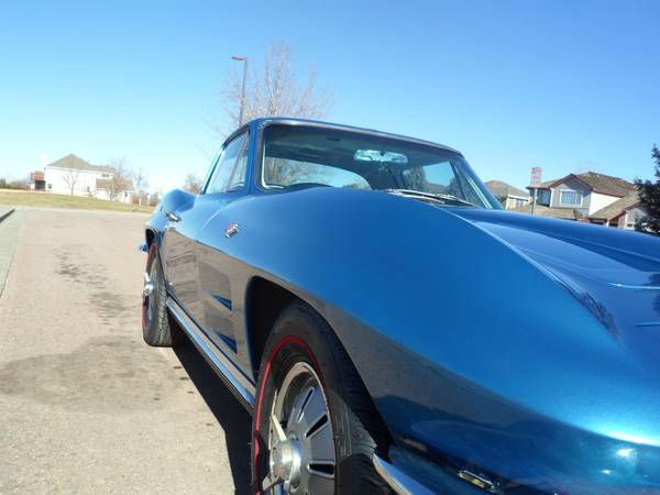 Chevrolet Corvette 1964 photo 2