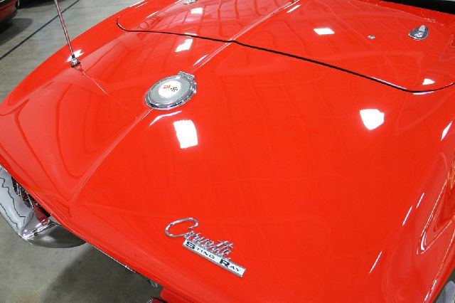 Chevrolet Corvette 1964 photo 8