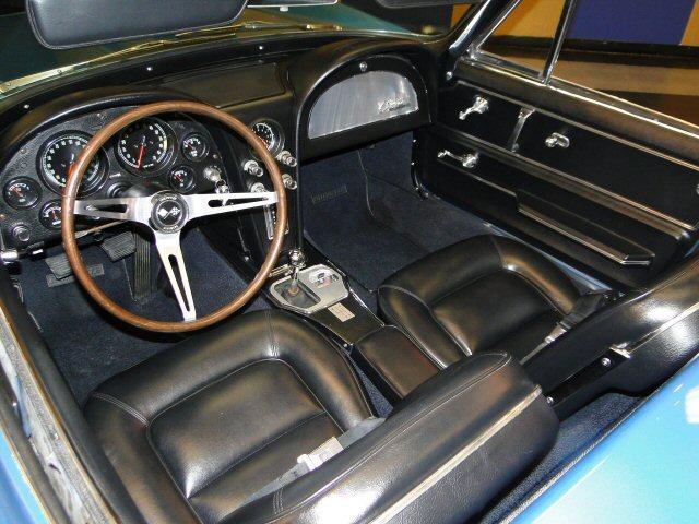 Chevrolet Corvette 1965 photo 1