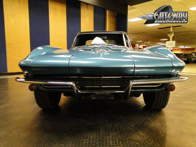 Chevrolet Corvette 1965 photo 3