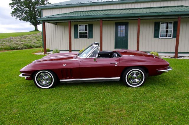 Chevrolet Corvette 1966 photo 3