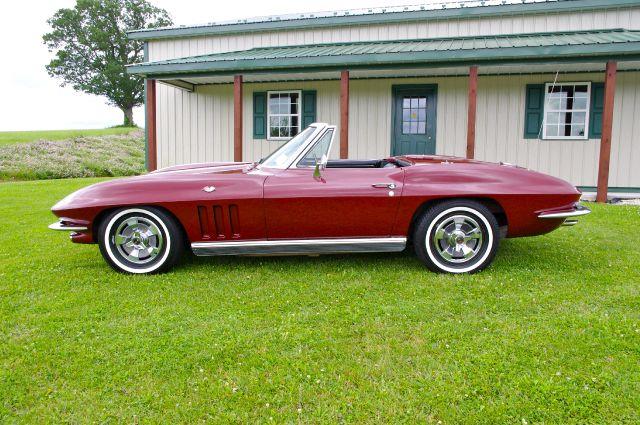 Chevrolet Corvette 1966 photo 0