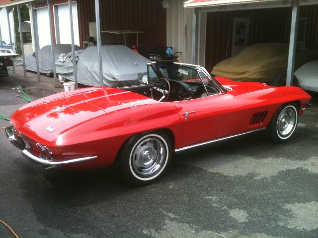 Chevrolet Corvette 1967 photo 2