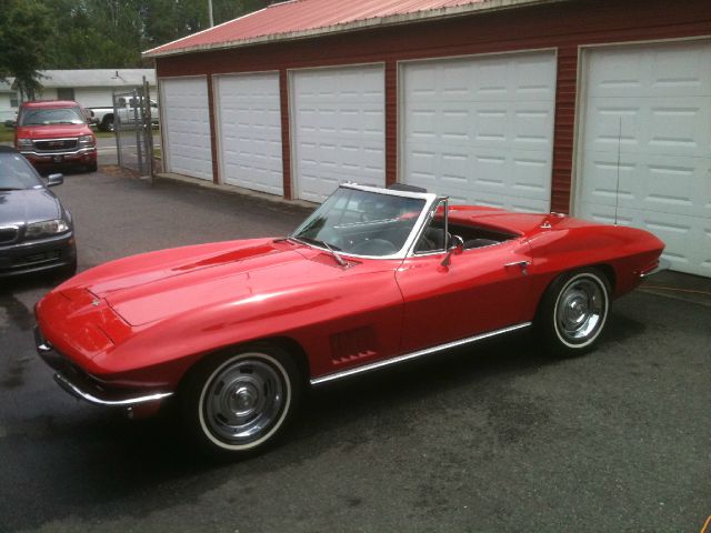 Chevrolet Corvette 1967 photo 3
