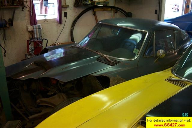 Chevrolet Corvette 1967 photo 4