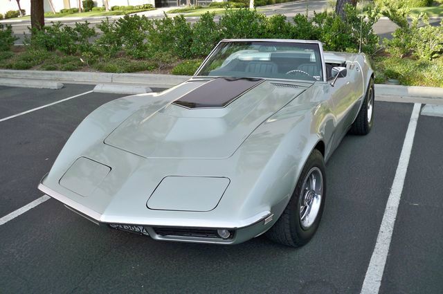 Chevrolet Corvette 1968 photo 3