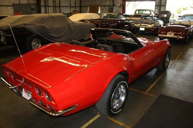 Chevrolet Corvette 1968 photo 4