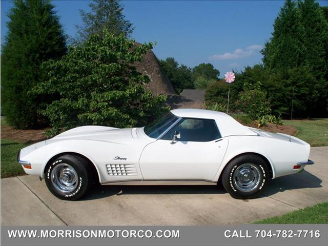Chevrolet Corvette 1972 photo 2
