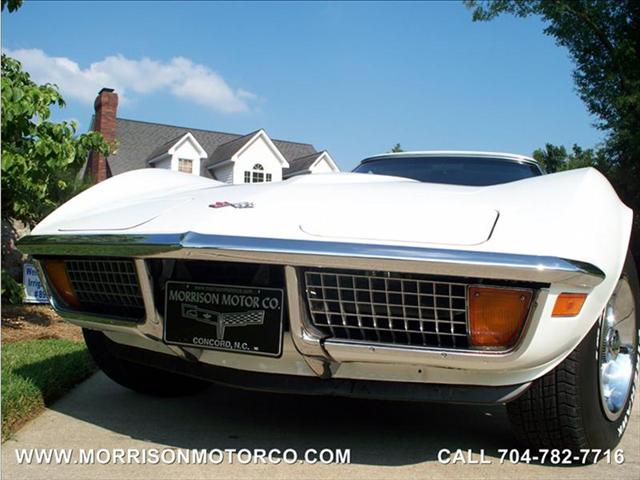 Chevrolet Corvette 1972 photo 1