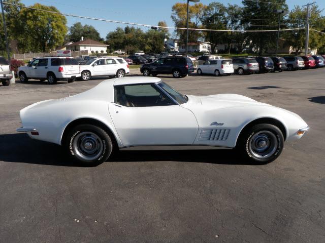Chevrolet Corvette 1972 photo 5