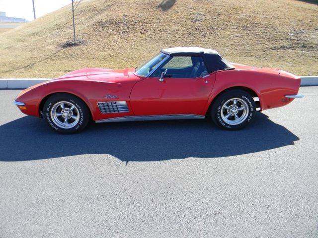 Chevrolet Corvette 1972 photo 1