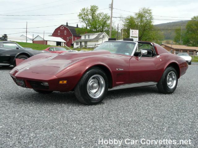Chevrolet Corvette 1974 photo 3