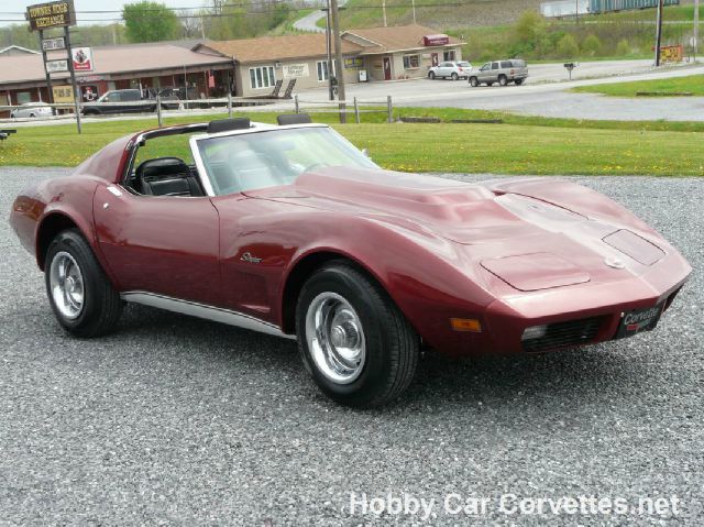 Chevrolet Corvette 1974 photo 4