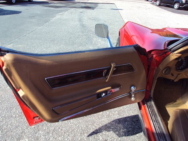 Chevrolet Corvette 1974 photo 3