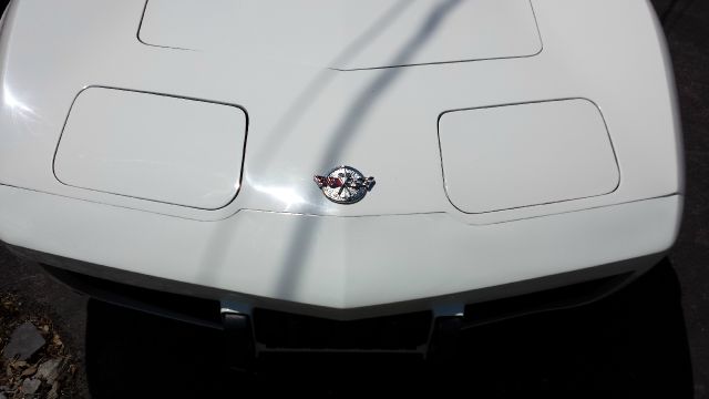 Chevrolet Corvette 1978 photo 4