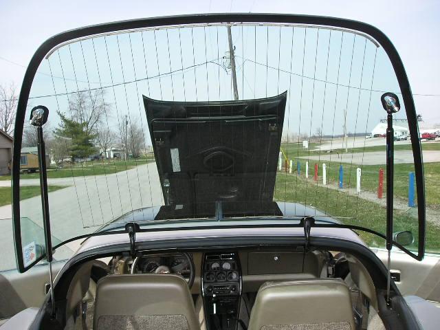 Chevrolet Corvette 1982 photo 3