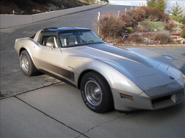 Chevrolet Corvette S Sport Utility Sports Car