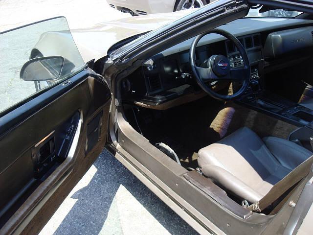 Chevrolet Corvette 1984 photo 3