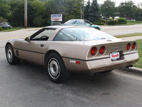Chevrolet Corvette 1985 photo 3