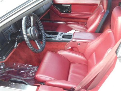 Chevrolet Corvette 1985 photo 5