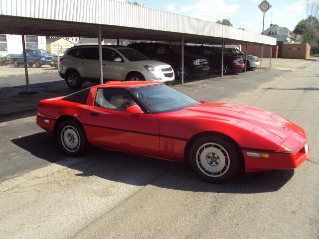 Chevrolet Corvette 1986 photo 1