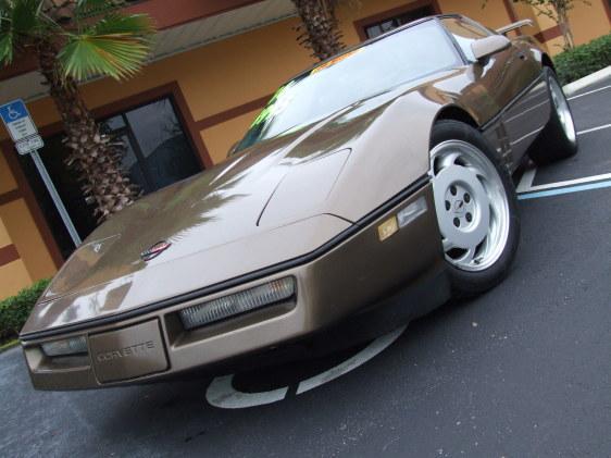 Chevrolet Corvette Base Coupe