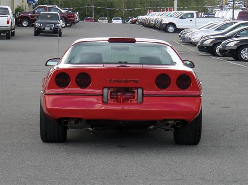 Chevrolet Corvette 1986 photo 4