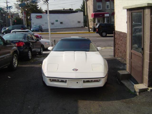 Chevrolet Corvette 1986 photo 4