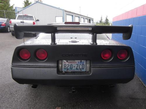 Chevrolet Corvette 1987 photo 4