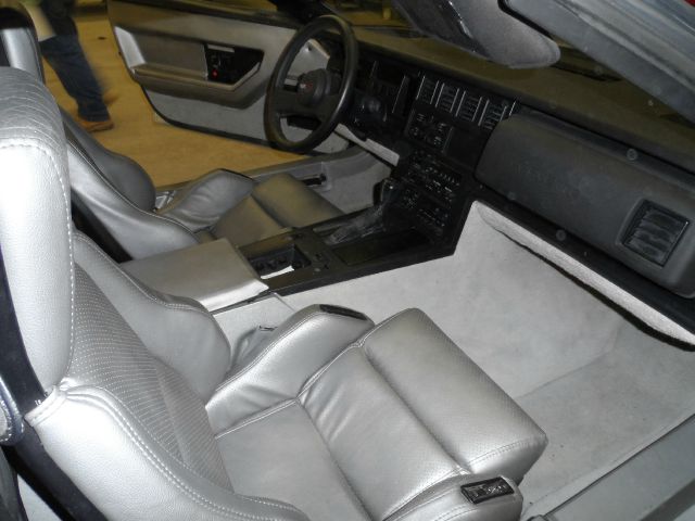 Chevrolet Corvette 1987 photo 3