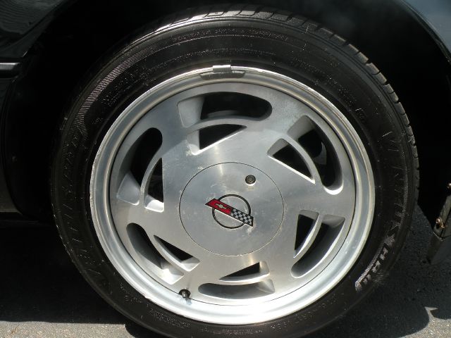 Chevrolet Corvette 1988 photo 8