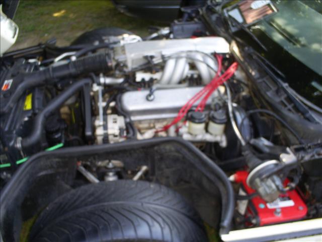 Chevrolet Corvette 1988 photo 1