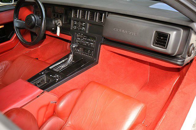 Chevrolet Corvette 1989 photo 2
