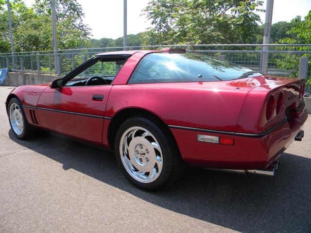 Chevrolet Corvette 1990 photo 9