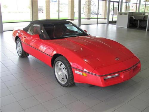 Chevrolet Corvette 1990 photo 1