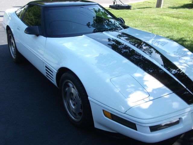 Chevrolet Corvette 1991 photo 4
