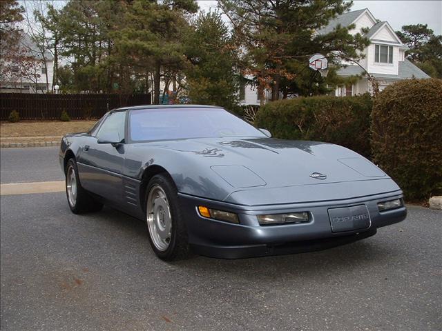 Chevrolet Corvette 1991 photo 1