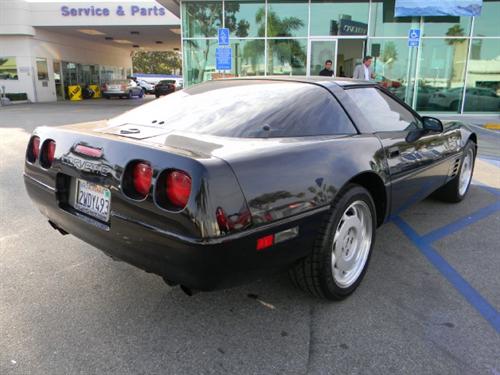 Chevrolet Corvette 1991 photo 4