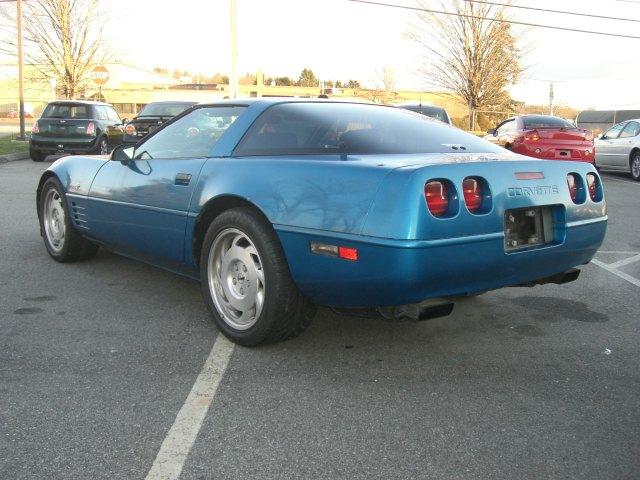 Chevrolet Corvette 1992 photo 3