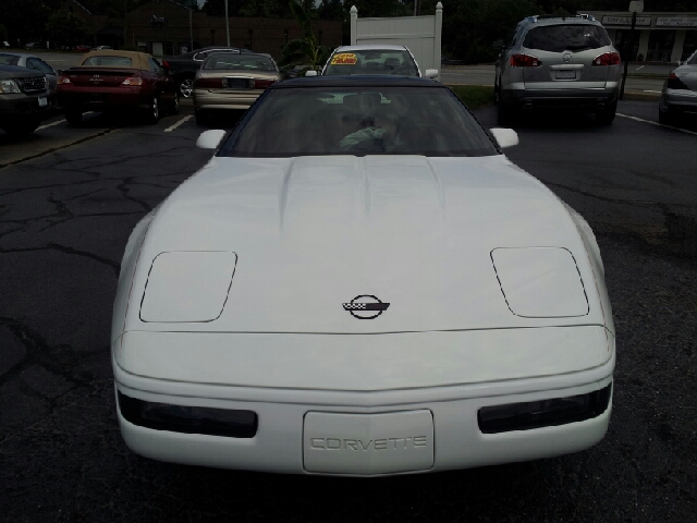 Chevrolet Corvette 1992 photo 3