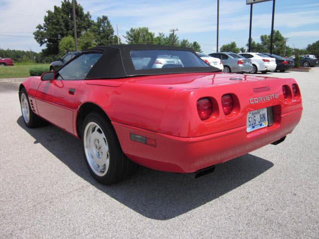 Chevrolet Corvette 1992 photo 3