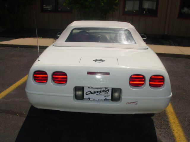 Chevrolet Corvette 1992 photo 1