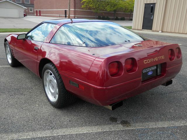 Chevrolet Corvette 1992 photo 24