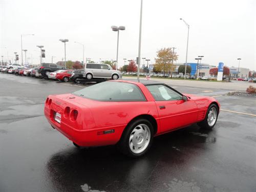 Chevrolet Corvette Base Other