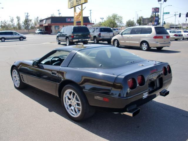 Chevrolet Corvette 1994 photo 4